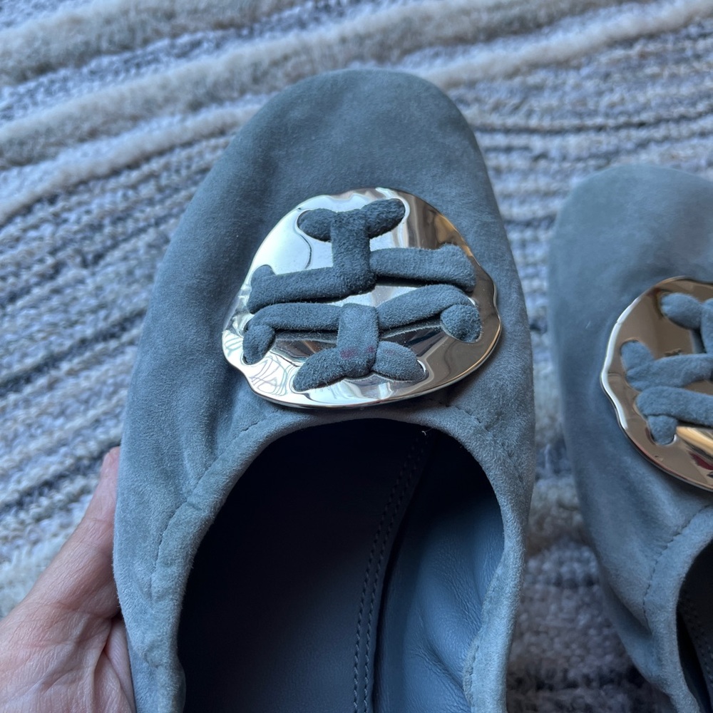 🩰 Tory Burch Minnie Travel Ballet Flats Light Grey Rocky Pebble | Size 9.5 - Picture 15 of 15